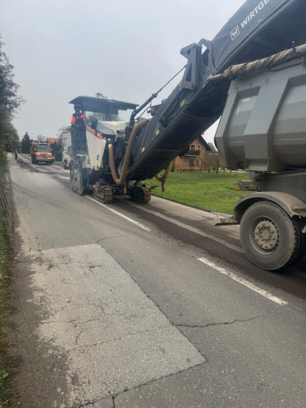 Započeli su radovi na sanaciji kolnika ŽC 3255 Oštarije – Skradnik